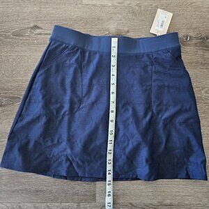 NWT Womens Peter Millar Crown Eyelet Sally Skort Color: Navy Size: Small